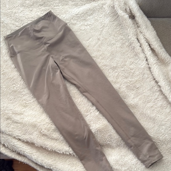 Alo Yoga Taupe Leggings - Picture 3 of 7